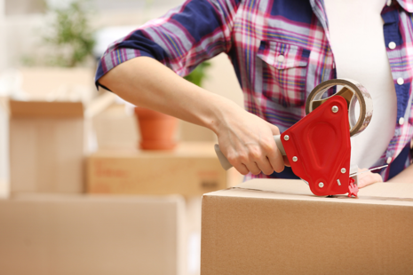 Personalisierung von Verpackungen in der Industrie: Wie Klebebänder zu einem effektiven Marketinginstrument werden