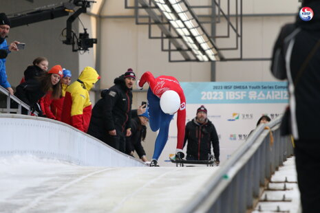 Sportphänomen Peter Jedinák: Der Weg zum Erfolg im Skeleton